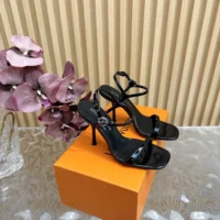 Louis Vuitton LV Women 6AM Sandal in Patent Calf Leather-Black 1AGWZM (1)