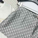 Dior Damen Skort Grauer technischer Taft-Jacquard mit Dior Oblique-Motiv