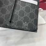 Gucci Unisex GG Emblem Bi Fold Embossed Card Case-Black 818953AAEQ81000