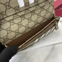 Gucci Unisex GG Emblem Bi Fold Embossed Card Case-Brown 818953AAEQ72747 (1)