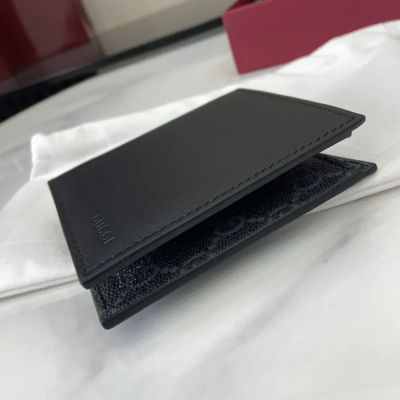 Gucci Unisex GG Emblem Bi Fold Embossed Wallet-Black