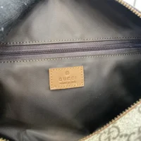 Gucci Unisex GG Emblem Medium Toiletry Case-Brown 821163FAED09786 (1)