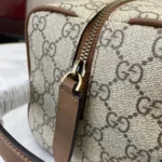 Gucci Unisex GG Emblem Medium Toiletry Case-Brown 821163FAED09786