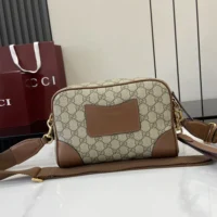 Gucci Unisex GG Emblem Small Crossbody Bag-Brown 821155FAED39786 (1)