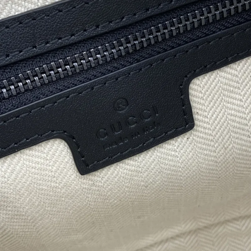 Gucci Unisex GG Emblem Small Crossbody Bag-Gray 821155FAED41000