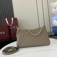 Gucci Women GG Emblem Medium Shoulder Bag 815277AAEEM1523 (1)