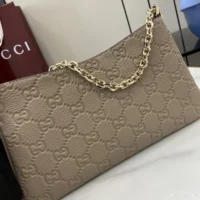 Gucci Women GG Emblem Medium Shoulder Bag 815277AAEEM1523 (1)
