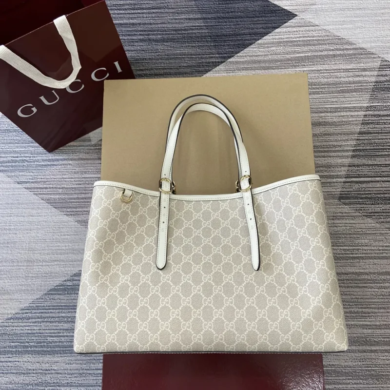 Gucci Women GG Emblem Medium Tote Bag-White 815213FAD6L9641