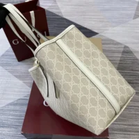 Gucci Women GG Emblem Medium Tote Bag-White 815213FAD6L9641 (1)