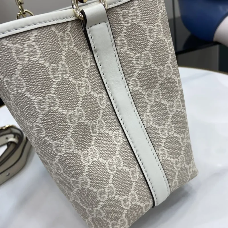 Gucci Women GG Emblem Small Shoulder Bag 815103FAD6L9641