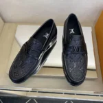 Louis Vuitton LV Men Major Loafer in Calf Leather-Black