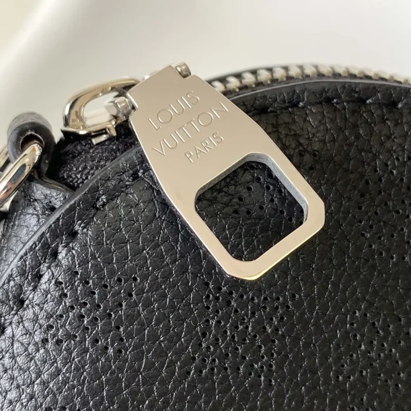 Louis Vuitton LV Women Bella Bucket Bag in Mahina Calfskin Leather-Black M57070