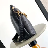 Louis Vuitton LV Women Coussin Hobo MM-Black M12068 (1)