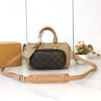 Louis Vuitton LV Women Keepall Bandoulière 25 M12627 (1)
