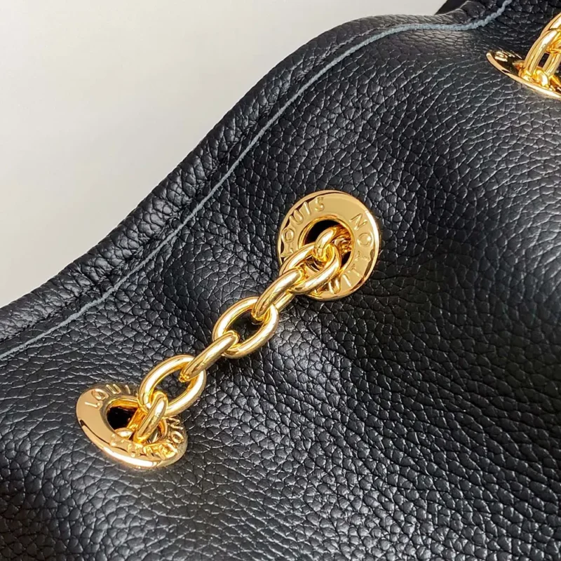 Louis Vuitton LV Women LV Bundle in Cowhide Leather-Black M47209