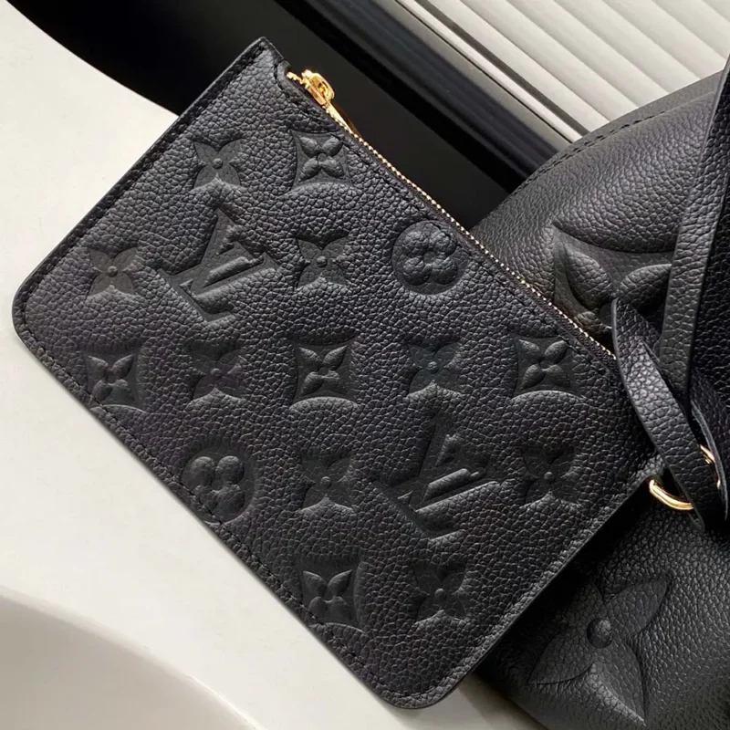 Louis Vuitton LV Women LV Bundle in Cowhide Leather-Black M47209
