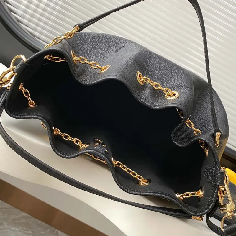 Louis Vuitton LV Women LV Bundle in Cowhide Leather-Black M47209