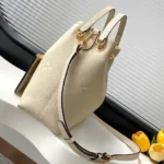 Louis Vuitton LV Women LV Bundle in Cowhide Leather-White M25452