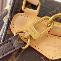Louis Vuitton LV Women Montsouris Mini in Natural cowhide-leather Trim M11199 (1)