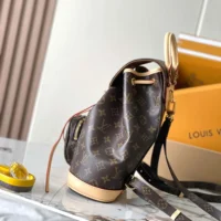 Louis Vuitton LV Women Montsouris PM in Cowhide-leather Trim M11198 (1)
