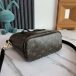 Louis Vuitton LV Women Neverfull Bandoulière Inside Out BB-Black M12099