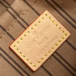 Louis Vuitton LV Women Piano in Cowhide-leather Trim M12095Louis Vuitton LV Women Piano in Cowhide-leather Trim M12095