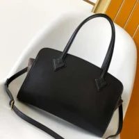 Louis Vuitton LV Women Varenne East West in Epi Leather-Black M11791 (1)