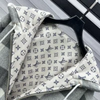Louis Vuitton Men Double Face Check Zip-Up Jacket 1AGPEP (1)