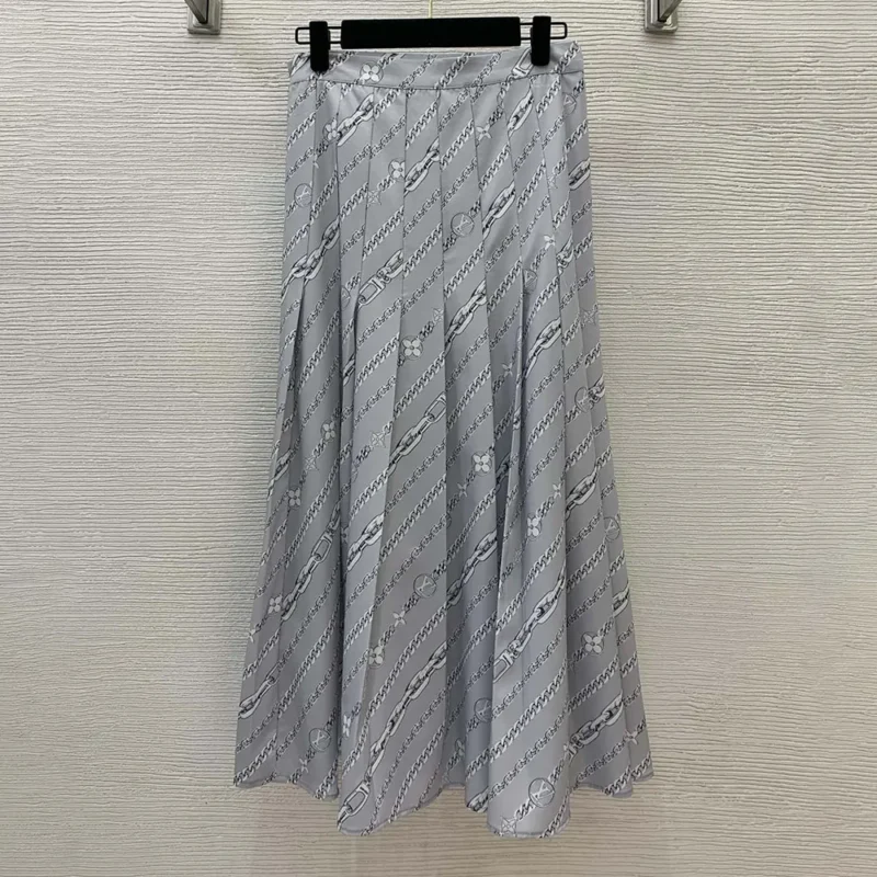 Louis Vuitton Women Chain Print Pleat Skirt 1AGOBD