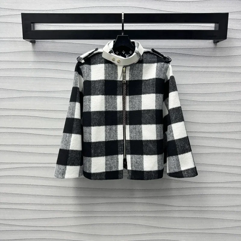 Louis Vuitton Women Double Face Check Cape 1AGPE9