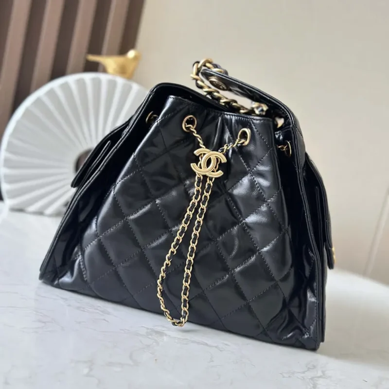 Chanel Women 25 Medium Handbag Grained Calfskin Gold Tone Metal AS5311 Chanel Women 25 Medium Handbag Grained Calfskin Gold Tone Metal AS5311