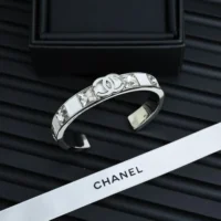 Chanel Women Cuff Metal Resin Strass ABE820B19204 (1)