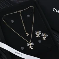 Chanel Women Pendant Necklace Metal Resin ABF546B19997 (1)