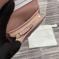 Gucci Unisex GG Emblem Mini Wallet-Pink 820692FAD6L8459 (1)