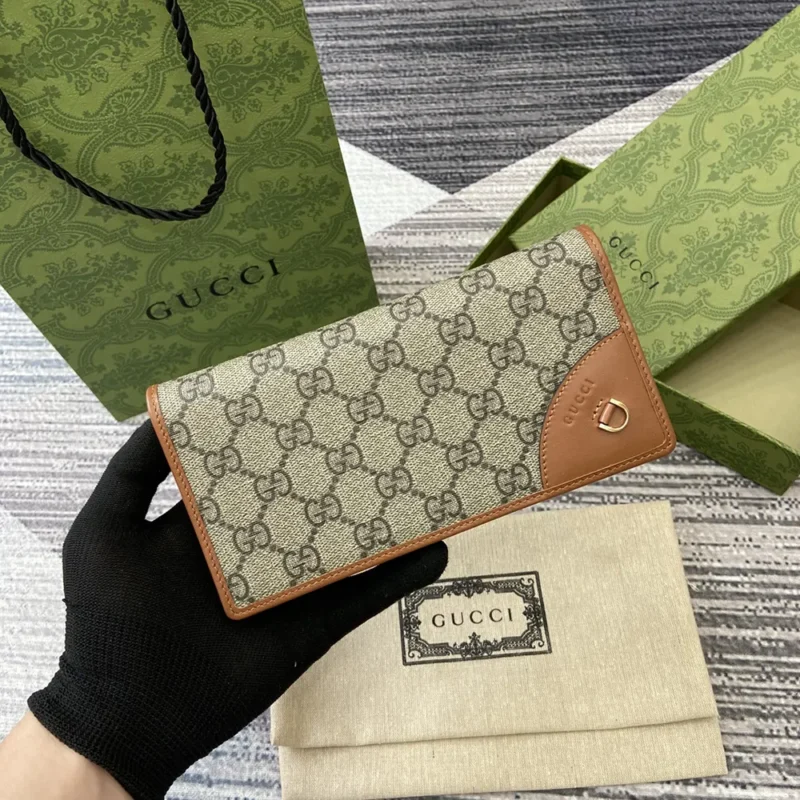 Gucci Women GG Emblem Continental Wallet-Brown 821802FAD6L9758