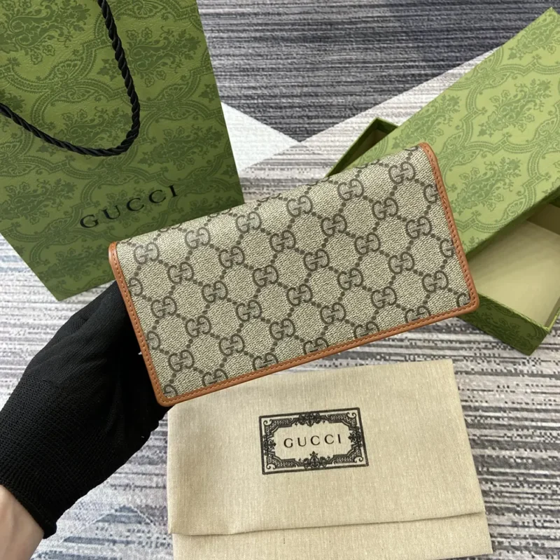 Gucci Women GG Emblem Continental Wallet-Brown 821802FAD6L9758