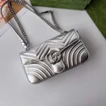 Gucci Dam GG Marmont Liten Axelväska 443497AAESP8106