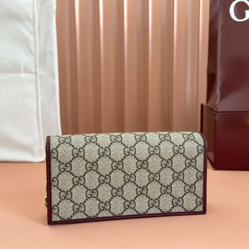 Gucci Women Horsebit 1955 Wallet with Chain 621892FAD6L9756