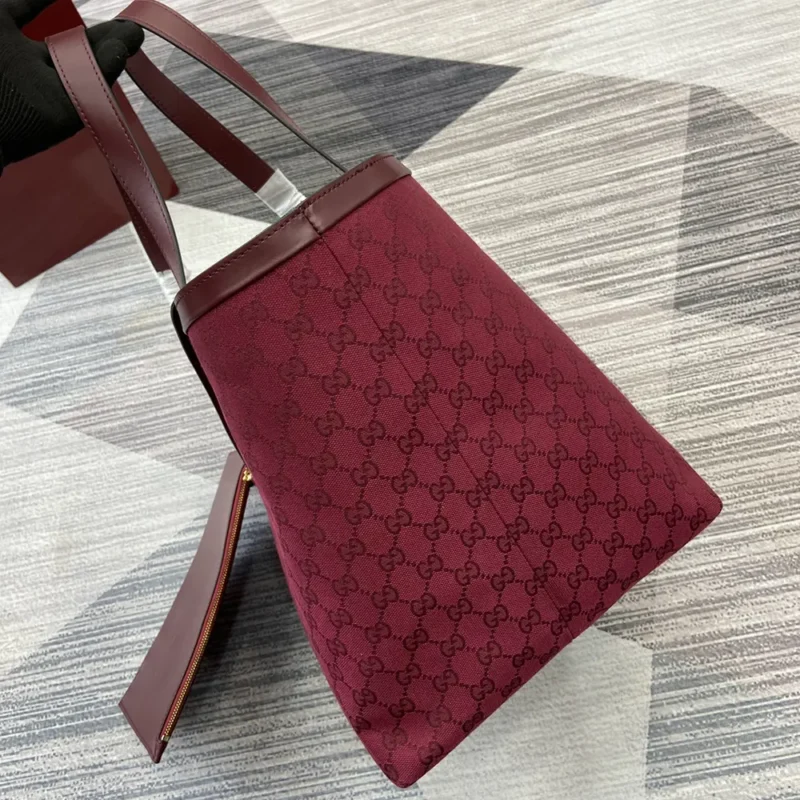 Gucci Women Totissima Medium Tote Bag 788203FADH56449