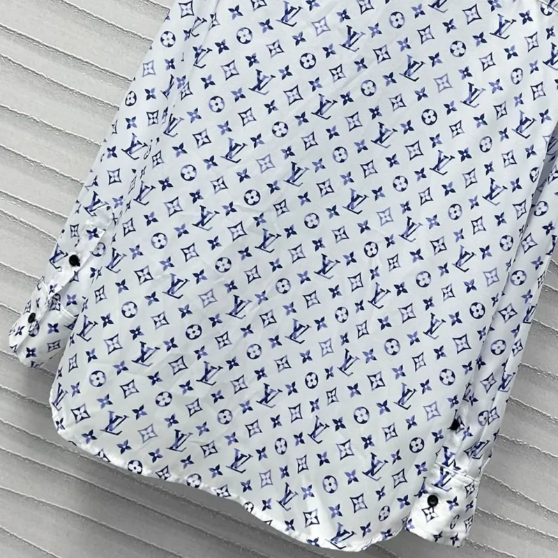 Louis Vuitton LV Women Aquarelle Monogram Silk Shirt 1AHGW8