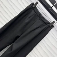 Louis Vuitton LV Women Gabardine Pocket Pants 1AHHO7 (1)