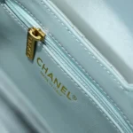 Chanel Dam CC Mini Kelly Shoppingväska Glänsande Ålderskalvskinn-Blå