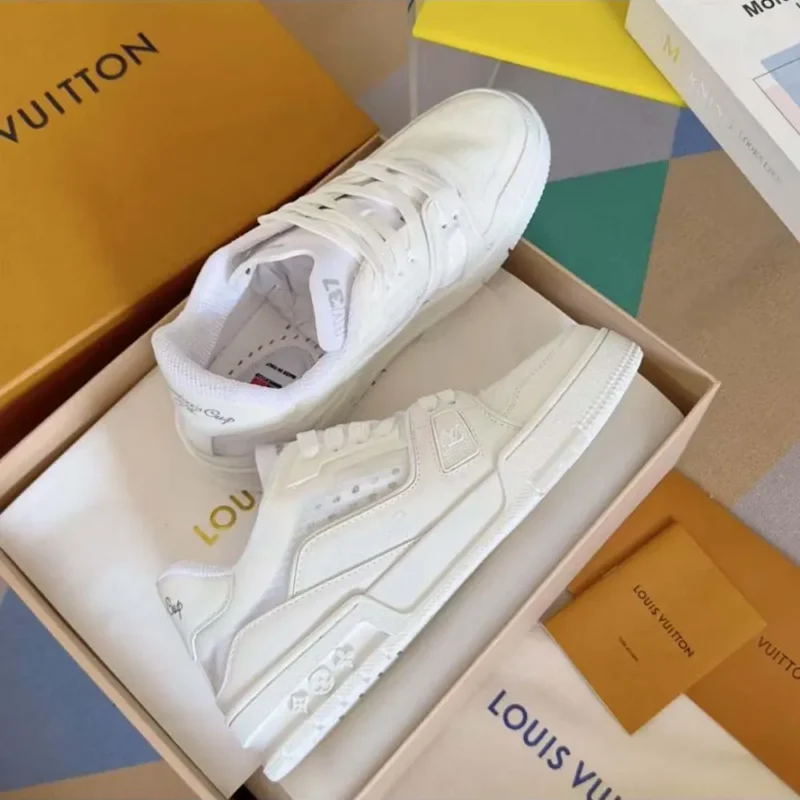 Louis Vuitton Unisex LV Trainer Sneaker-White 1AHTJK