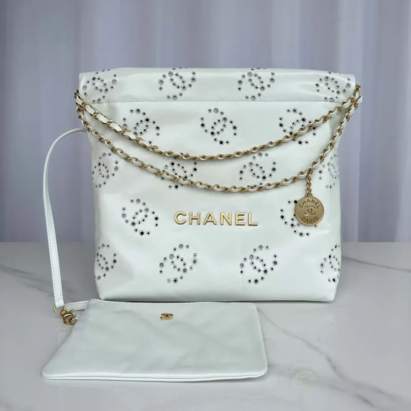 Chanel Women 22 Mini Handbag Shiny Calfskin Gold Tone Metal