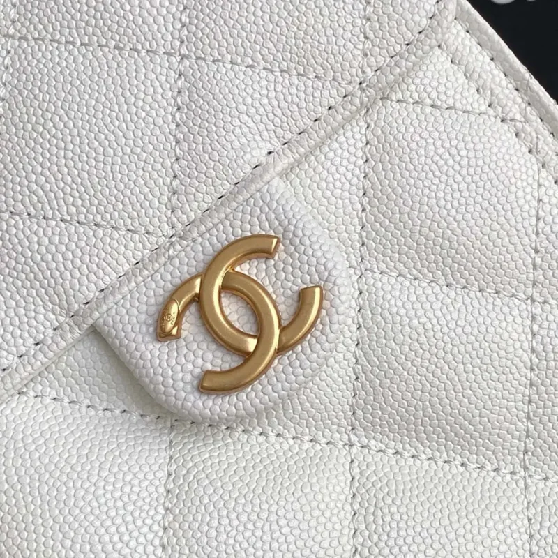 Chanel Women 25 Small Handbag Grained Calfskin Gold Tone Metal-White
