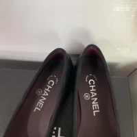 Chanel Women Ballet Flats Aged Calfskin-Black G26250 (1)
