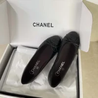 Chanel Women Ballet Flats Aged Calfskin-Black G26250 (1)