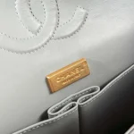 Borsa a mano Chanel da donna Classic 11.12 in raso ricamato con paillettes, perle di vetro e metallo color argento