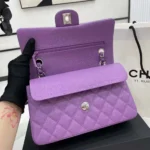 Chanel Dam Classic 11.12 Handväska Kornad Glänsande Kalvskinn Silvertonad Metall-Lila