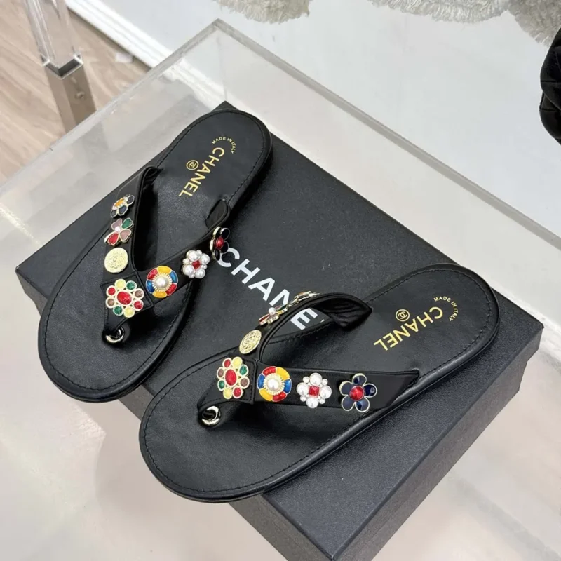 Chanel Women Thongs Lambskin Metal-Black G46304B1971194305